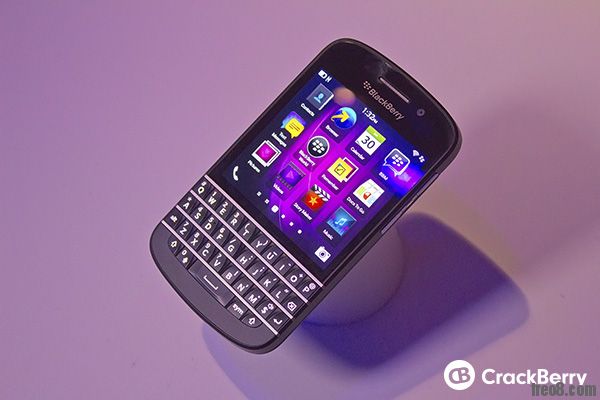 blackberry-q10-front.jpg