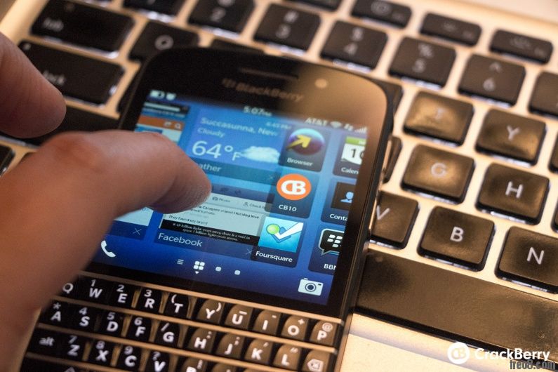 blackberry-q10-swipe-mac.jpg