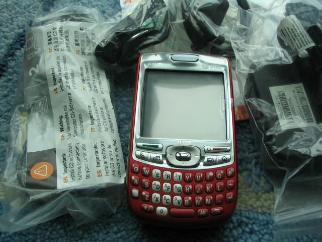 全新红色TREO680