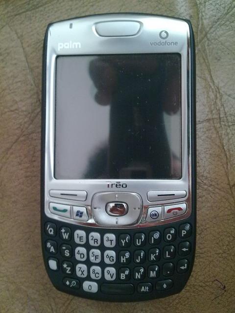 TREO　750