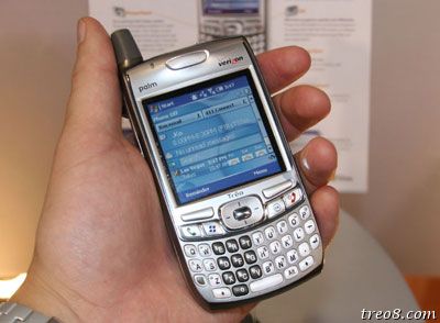 treo-700w-ces.jpg